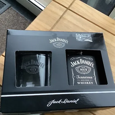 £16.50 • Buy BNIB Jack Daniel's Old No.7 Whiskey Hip Flask & Tumbler Gift Set Official Brand 