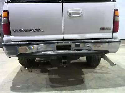 2000 - 2006 GMC Yukon XL 2500 Chrome Rear Step Bumper *(Dents & Scratches) • $182.25