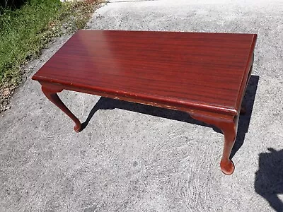 $99.99 • Buy Vintage Coffee Table With Queen Anne Legs
