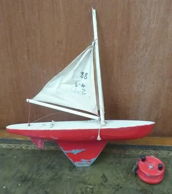Vintage Wooden Model Sailing Boat Hull Pond Yacht Old  Red Plastic Fishing Reel  • $119