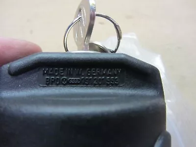 Vintage Genuine Volkswagen Audi Locking Gas Cap 191 201 553 • $25.99