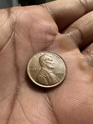 1969 D Floating-roof Penny No FG Initials Or Lincoln Figure On Reverse. • $50