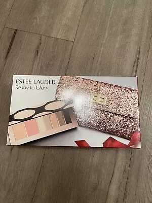 £30 • Buy Estee Lauder Ready To Glow Gift Set. Comes With Eye Shower, Blush, Evening Bag