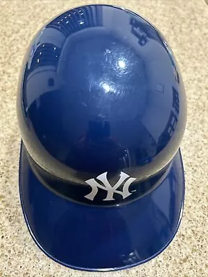 Baseball Souvenir Batting Helmet Franklin New York Yankees VTG NICE! • $9