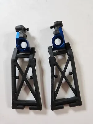 Team Associated B4 Rear End. (004) • $30