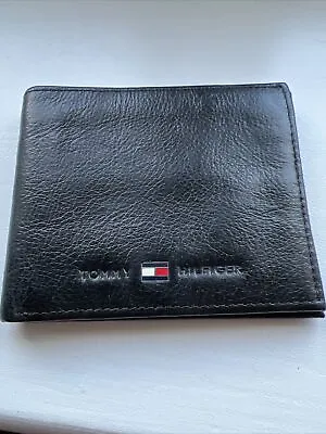 £7 • Buy Tommy Hilfiger Men's Leather Bi Fold Wallet - Black