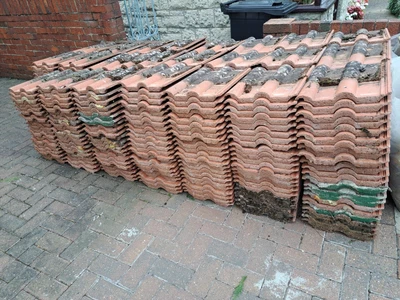 £80 • Buy Double Roman Concrete Roof Tiles Approx 450 - Used