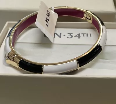 Macy’s On 34th Gold Tone Black White Enameled Hinged Bangle Bracelet New Nwt • $25