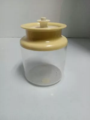 Vintage Tupperware 2 1/4 Cups With Cream Colored Lid Storage Canister • $6.99