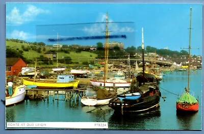 Rp Postcard Boats Old Leigh Essex Nr Southend Canvey Rayleigh Benfleet Hadleigh • £0.99