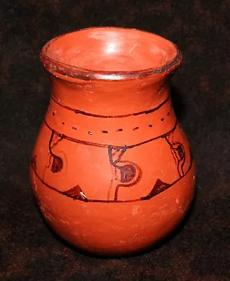 Nice Older Maricopa Pueblo Pottery Vase 5 H X 4 1/2 D • $69