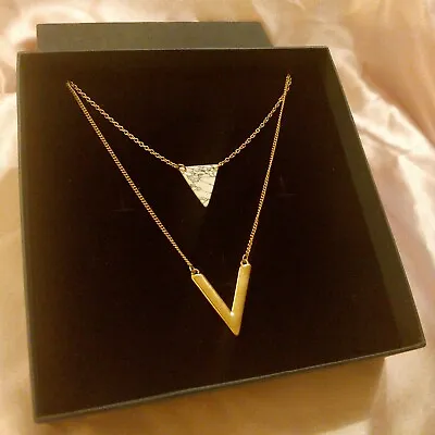 Double Triangle V-shaped Pendant Necklace - Modern Design - BNIB • £5.50