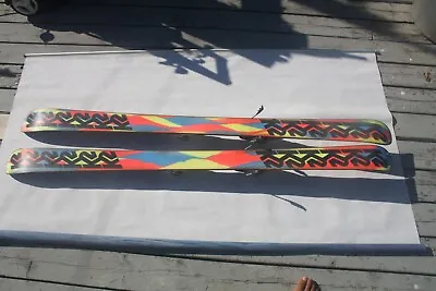 $199 • Buy K2 EXTREME SCHIZO 168CM Twin Tip Skis W/Marker Griffon Bindings Rainbow Bottoms