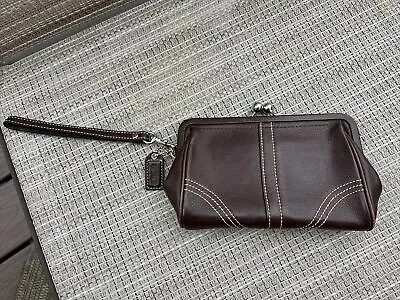 Coach Ladies Brown Leather Purse Bag Wristlet-rare! Vintage! • $14.50