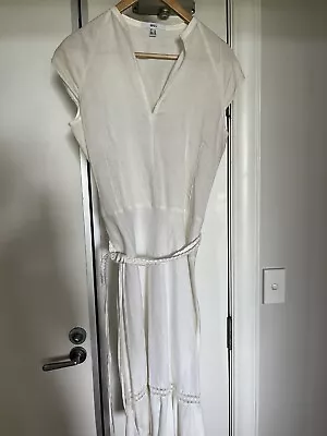 $7 • Buy MNG Mango Womens Dress Size L Large White Sleeveless V-Line V-Neck