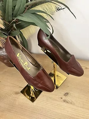 £17.50 • Buy Vintage Court Shoe Van Dal Chesnut  Brown Leather Size 6 Slip On Pumps 60s 70s