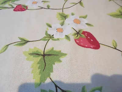 Vintage  Floral Print Fabric. Strawberries. • £5.50