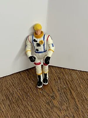 Vintage Galoob Johnny Quest 1996 Toy Action Figure 3.5” • $9.88