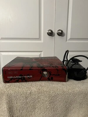 $160 • Buy Microsoft Xbox 360 S Gears Of War 3 Limited Edition 320GB Red & Black TESTED