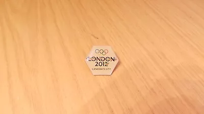 BM574w: Pin Badge - London 2012 Olympic Candidate City • £10