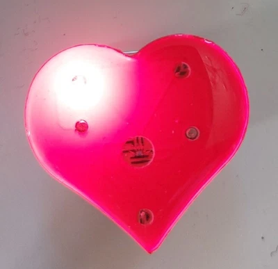 £1.99 • Buy Flashing Red Heart Pin Badge- Hen Party, Wedding Favours