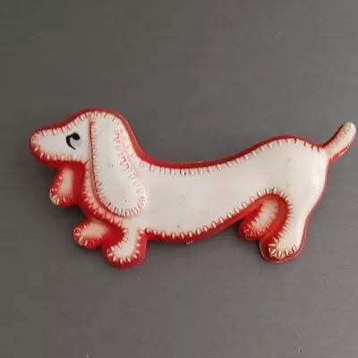 Vintage Dachshund Wiener Dog Brooch Pin Hard Plastic Red White Cute 2.5” Long • £13.45