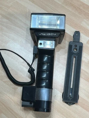 £26.50 • Buy METZ 45 CT-4 PROFFESIONAL TWIN HEAD FLASH UNIT Working Tested