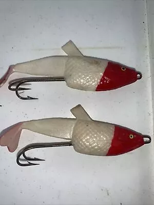 Vintage Sift Minnow Lure Red N White  3” Long (2) Lures Vivif • $15