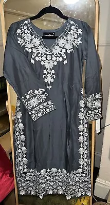 NEW TRENDY Indian-Pakistani SalwarKameez ReadyMade 3Piece Embroidery Suit (S) • £23.50