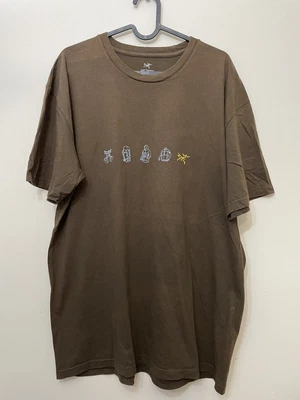 £35 • Buy Arcteryx T-shirt Brown Logo Graphic Print Cotton Size XL