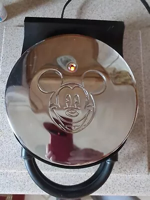 VillaWare Mickey's Waffler Mickey Mouse Single Waffle Maker Model 5555-01 DISNEY • $65