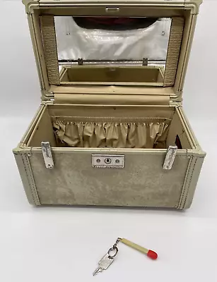 Vtg Streamlite &Key Travel Train Case Makeup Marbled Cream Mid Century • $59.99