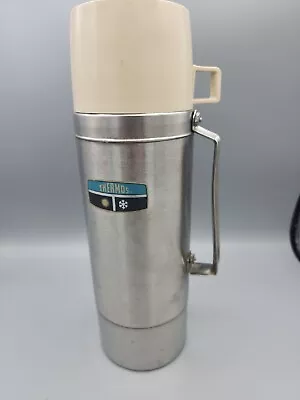 Vintage Stainless Steel Vacuum Bottle Thermos 2464H Quart Size Cream Cap • $12.60
