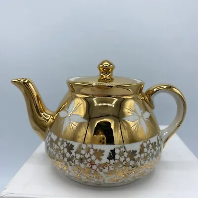 Vintage Gibsons Staffordshire England Gold & White 1 C. Teapot – Very Nice! • $24.99