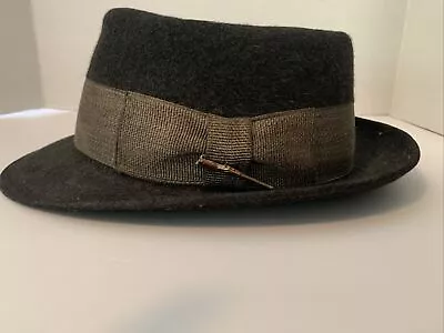 7 1/4 Royal Deluxe Stetson Fedora • $135