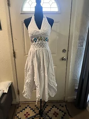 Vintage White Embroidered Mexican Floral Halter Dress Dress  Size Small • $35