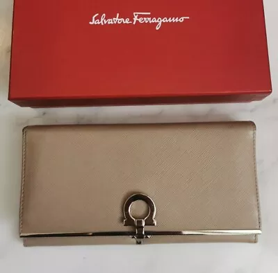 SALVATORE FERRAGAMO Gancini Logo Hardware Bifold Long Wallet • $235