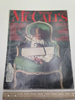 Vintage December 1966 Mccall's Magazine Merry Christmas Holiday Beauty Fashion • $11.95