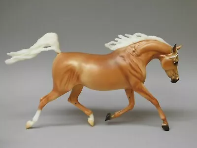 Breyer Sunny Traditional Weather Girl Arabian Palomino Mare • $50