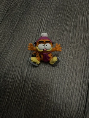 £7 • Buy Garfield Cat  Ice Skater Vintage Vinyl Bully Figure Collectable 5cm 1980s Toy