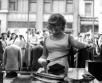 Marilyn Monroe Shopping In New York  Mousepad Computer Mouse Pad  7 X 9 • $9.95