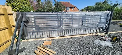 £1500 • Buy Driveway Gates Metal