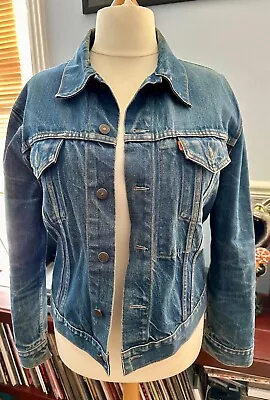 Vintage Levis Denim Jacket Medium • £65