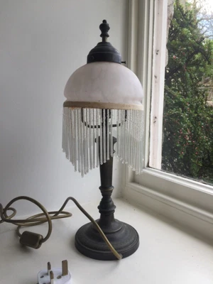 £5 • Buy Vintage Glass Dome Tasselled Boudoir Bedside Table Lamp Not Working