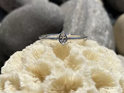 18K White Gold Marquis Cut Diamond Solitaire Ring Size 7 • $400