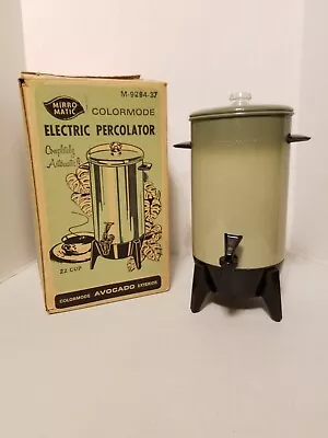 Vintage Mirro Matic Electric Percolator Coffee Pot 22-Cup Avocado Green (1974) • $42.88