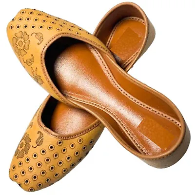 Women's Khussa Shoes Jutti With Beautiful Design Indian Ladies Khussa Shoes • $5