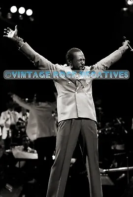 MARVIN GAYE In NYC At RCMH '83 - MUSEUM-QUALITY Print (8.5x11) STUNNING RARE PIC • $48.75