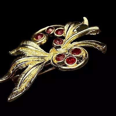 Vintage Brooch Red Crystal Rhinestone Light Goldtone Bouquet 1.75  X 1-1/8  • $9.99