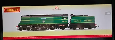 Hornby R30129 BR BATTLE OF BRITAIN CLASS 4-6-2 257 SQUADRON NO:34072 • £175